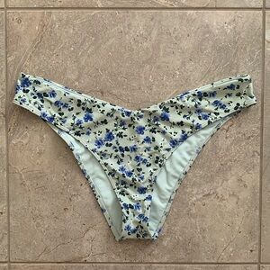 Abercrombie & Fitch Tall-Side High Leg Cheeky Bikini Bottom Mint Green Floral XL